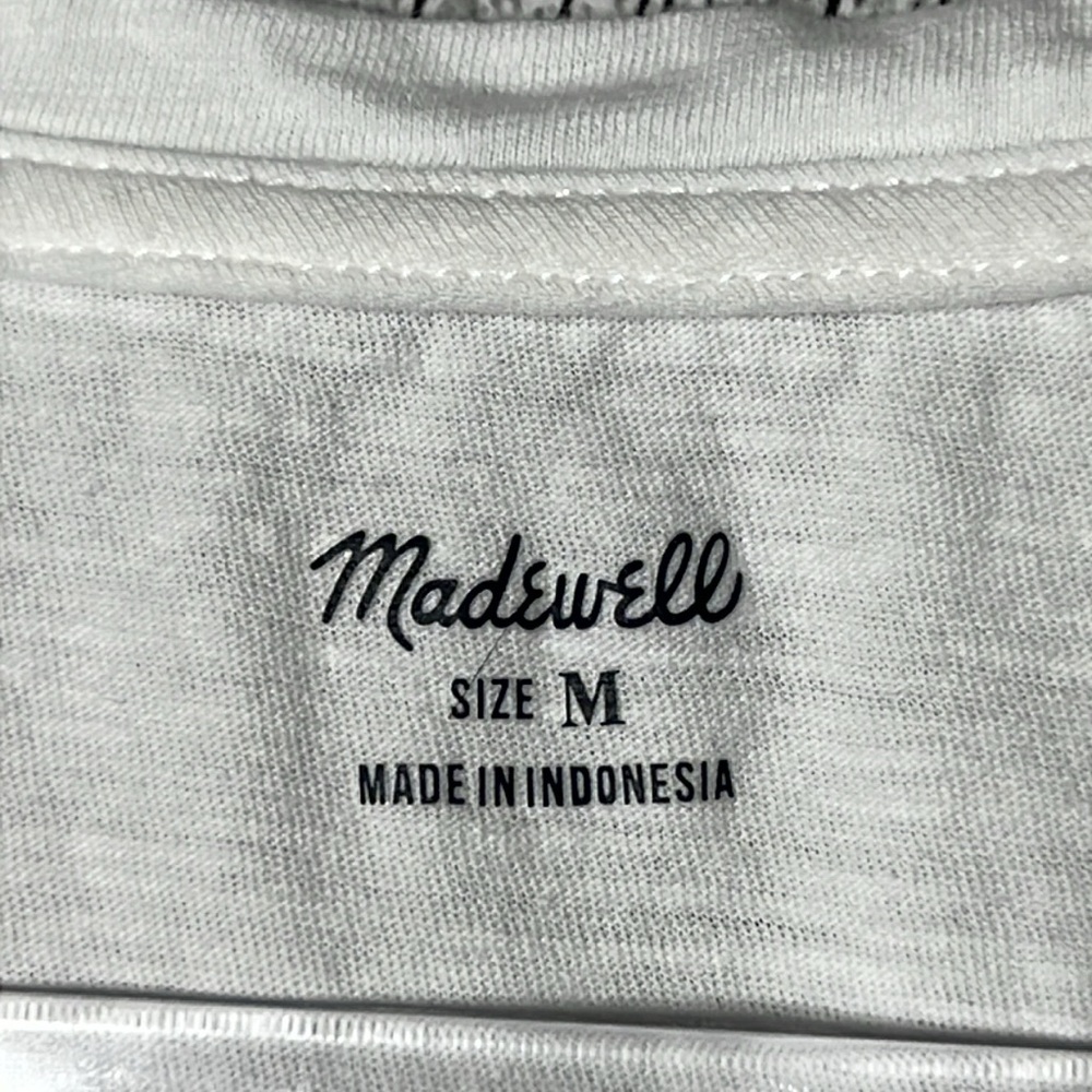 Madewell White Basic Tee Size Medium - image 5